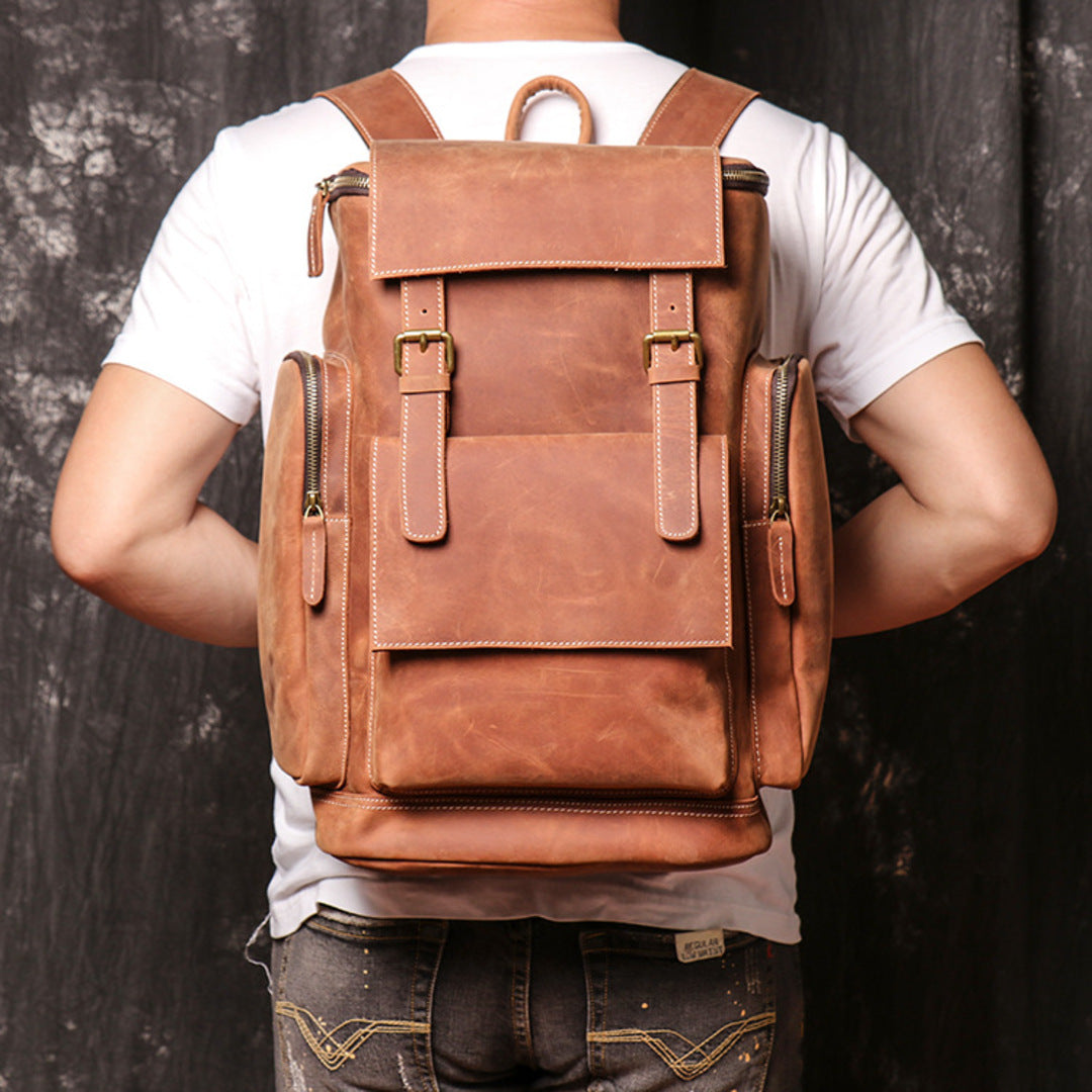 EXPLORER BACKPACK